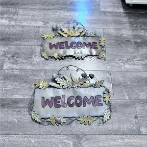 2 Metal Fall‎ Themed Signs